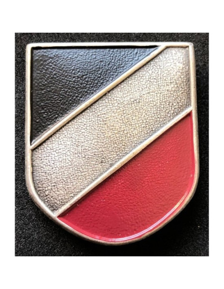 National colors metal helmet badge