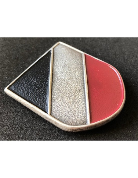 couleurs nationales casque badge métallique
