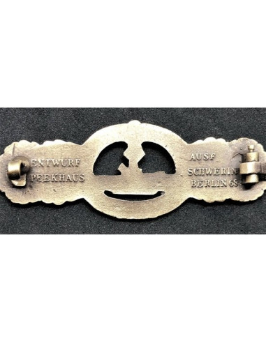 U-boot borstbadge brons