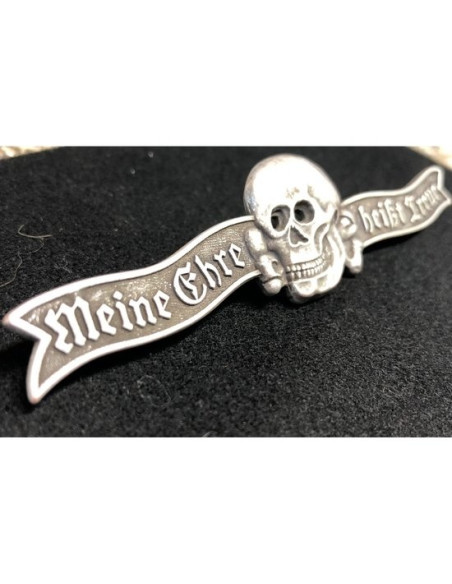 SS leus badge zilver