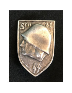 SS soldier badge