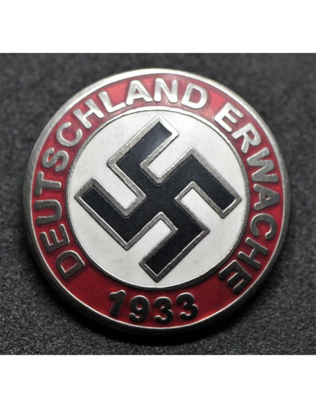 Deutschland Erwache 1933 badges