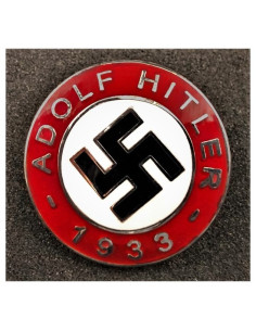 Adolf Hitler 1933 badge