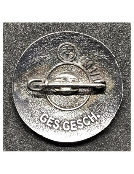 Adolf Hitler 1933 badge