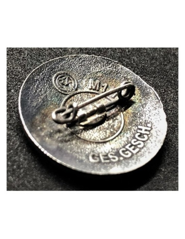 1933 Adolf Hitler badge