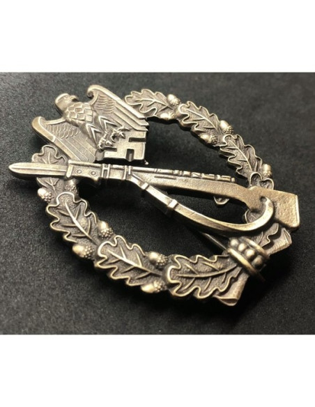 Infantry assault badge bronze