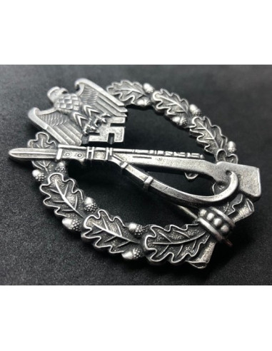 Infantry assault badge silver