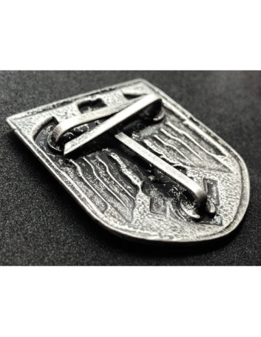 Eagle metal helmet badge