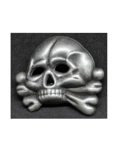 Totenkopf pet badge type 2