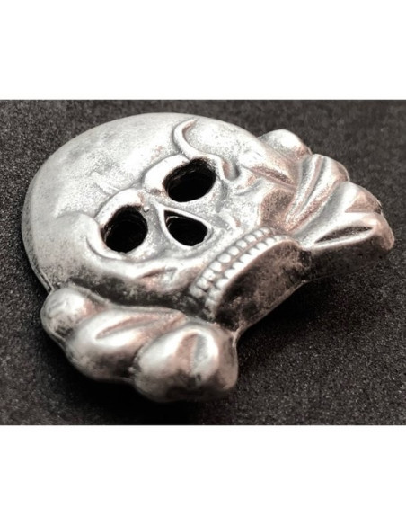 Totenkopf pet badge type 3