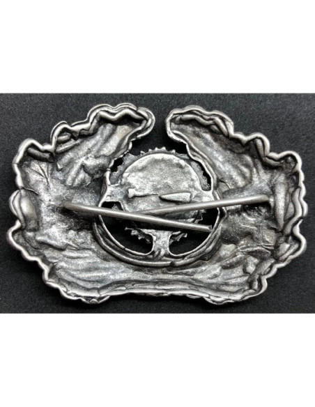 couronne de feuilles de chêne avec insigne d'argent cocarde