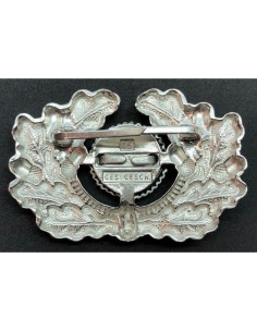 couronne de feuilles de chêne avec insigne cocarde 2