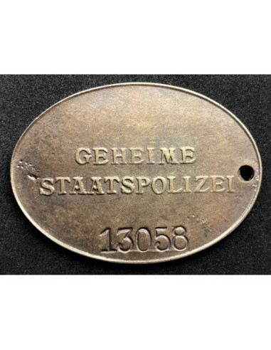 tag identité Gestapo