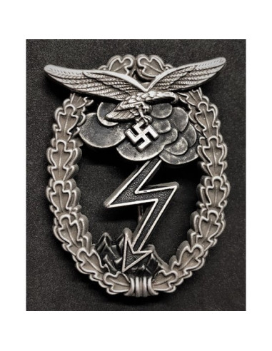 Luftwaffe badge