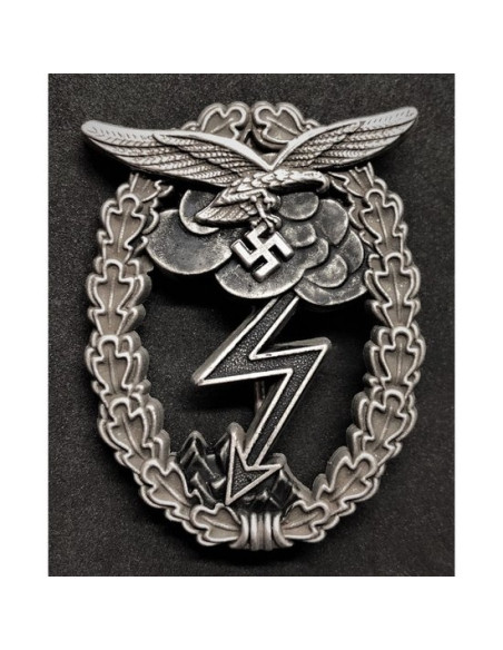 Luftwaffe badge