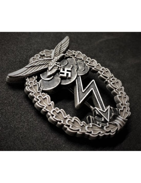 Luftwaffe badge
