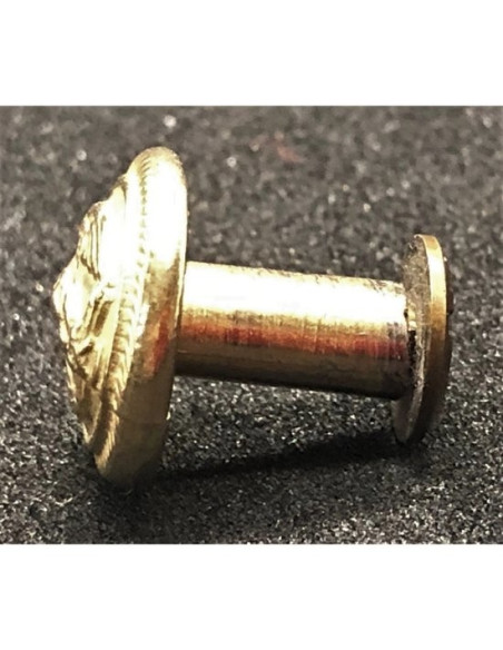 Shoulder button musketeers gold