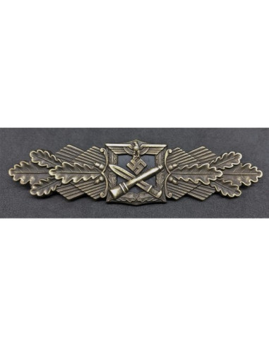 Close combat clasp bronze