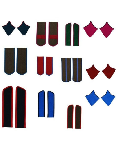 Choose Soviet shoulder boards & collar tabs