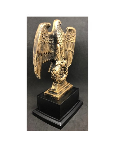  Nazi eagle statue