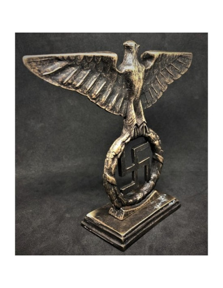 statue aigle nazi