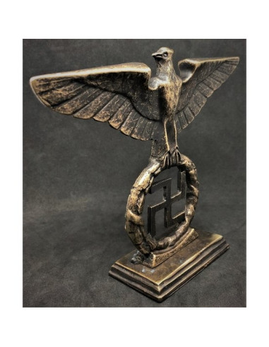 statue aigle nazi