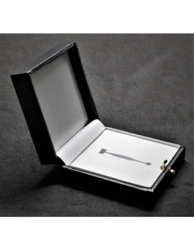 Fer boîte d'affichage croix