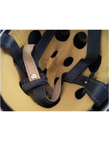 M38 Fallschirmjäger helm