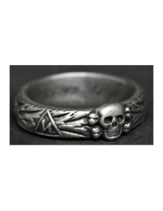 Panzer Meyer eerbetoon ring 2