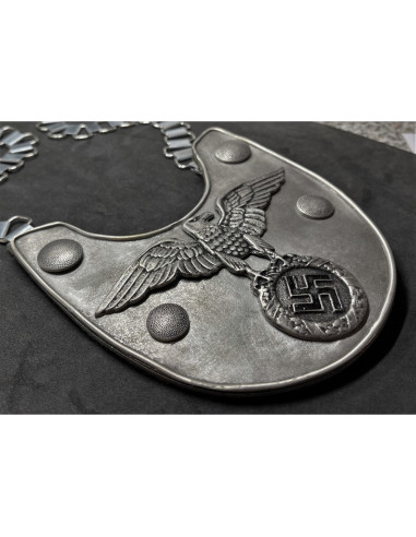 Polizei gorget (plus long délai de livraison)