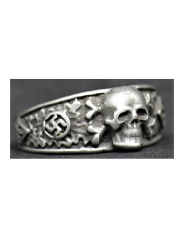 Nazi symbolen ring