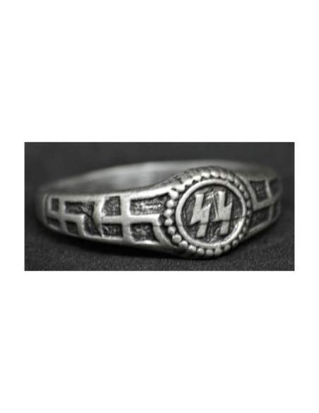 SS swastika ring
