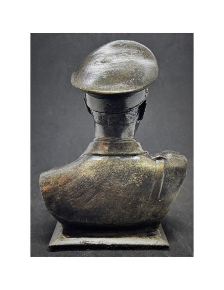 Adolf Hitler in uniform statue