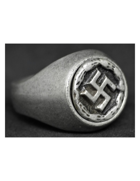 Swastika ring
