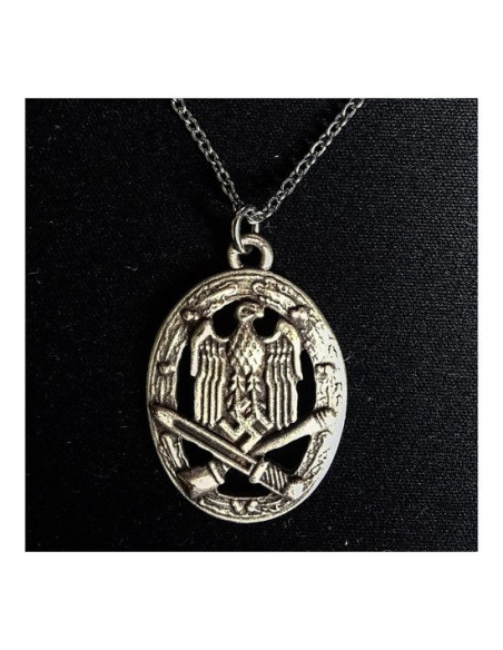Wehrmacht assault necklace