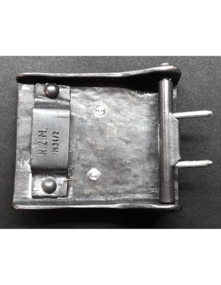 German jeunes boucle noire