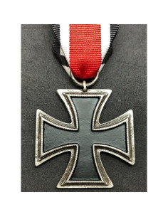 SS iron cross medal 2