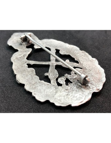 Infantry 1913 assault badge