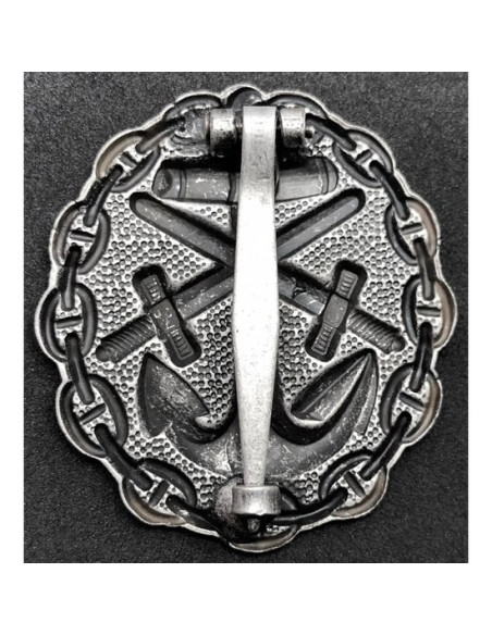 Navy wounded in combat badge
