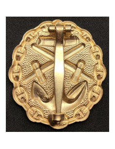 Navy wounded in combat badge gold 2