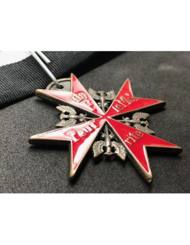 Pour le Mérite medal red